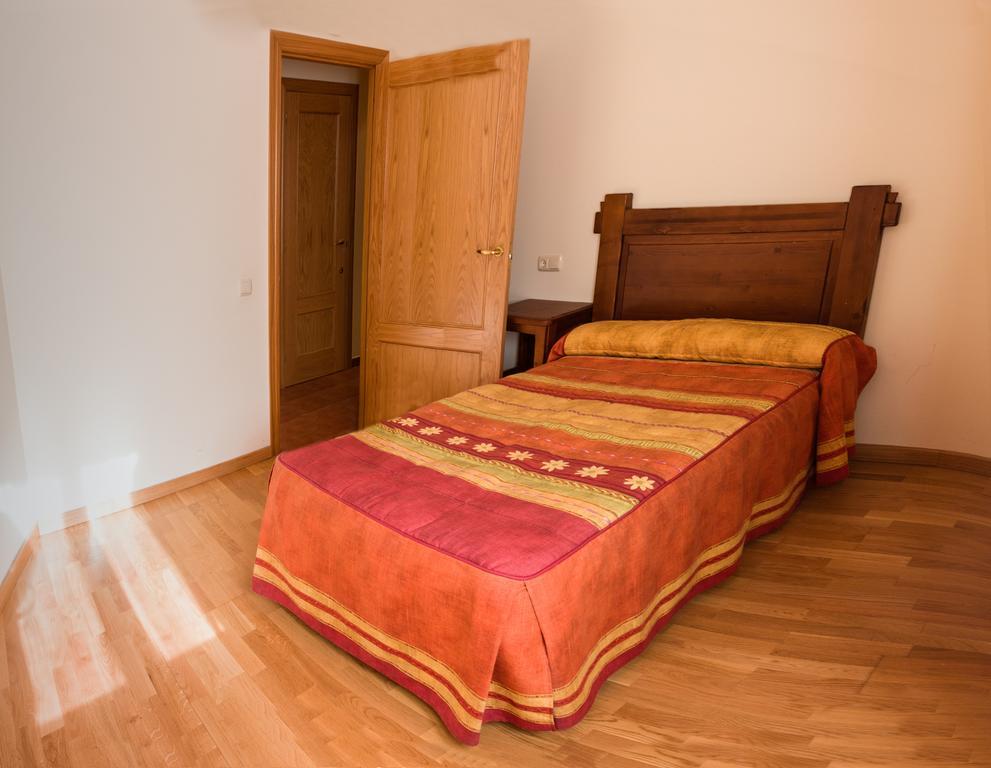 Apartment Casa Blas Gistaín Eksteriør bilde